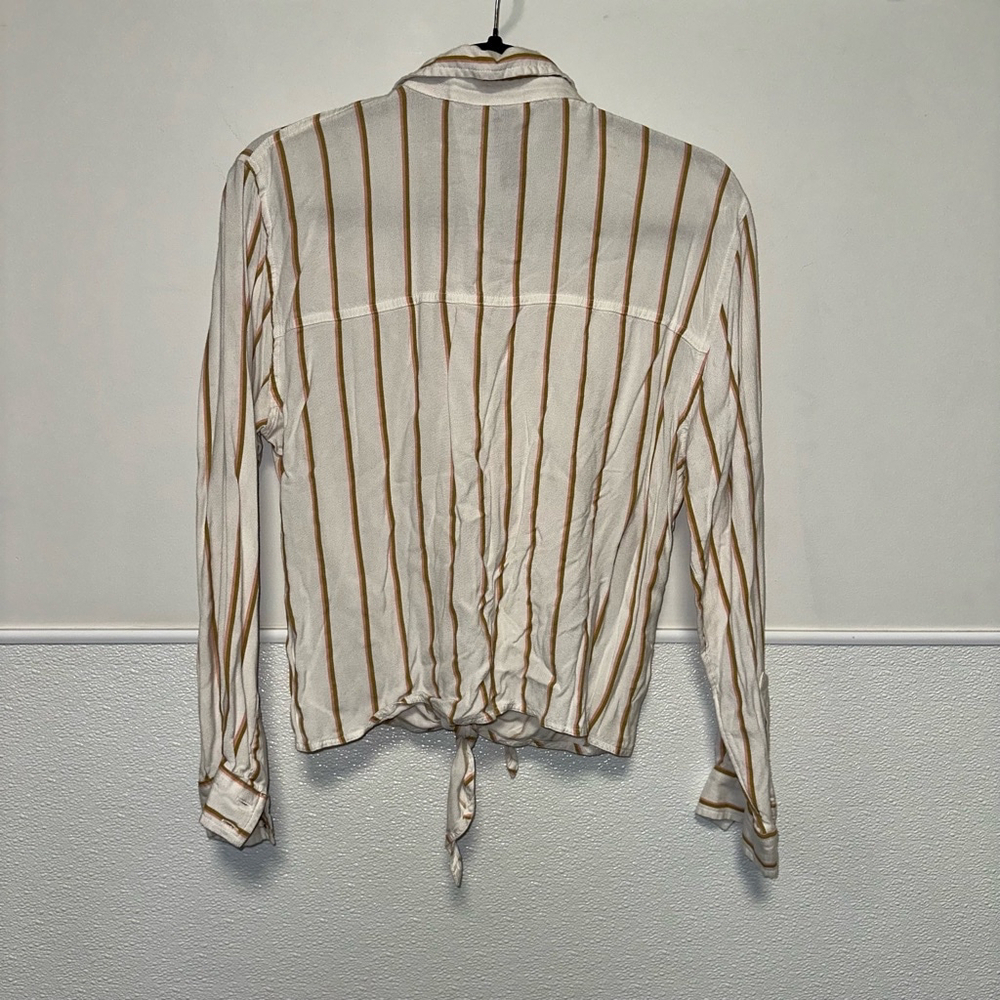 Women's Agnes & Dora button down Shirt, M, cream, brown, pink - tie at bottom - Picture 8 of 8